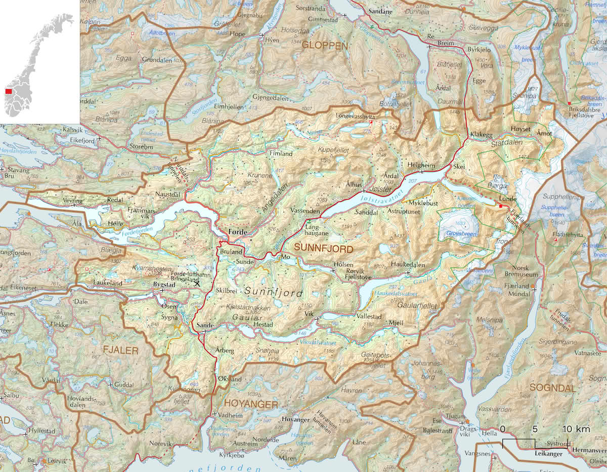 Mapa gminy Sunnfjord w zachodniej Norwegii